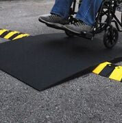 1822 Medium Ramp for Ultra-Sidewinder Cable Protection Systems 48 x 36 x 3